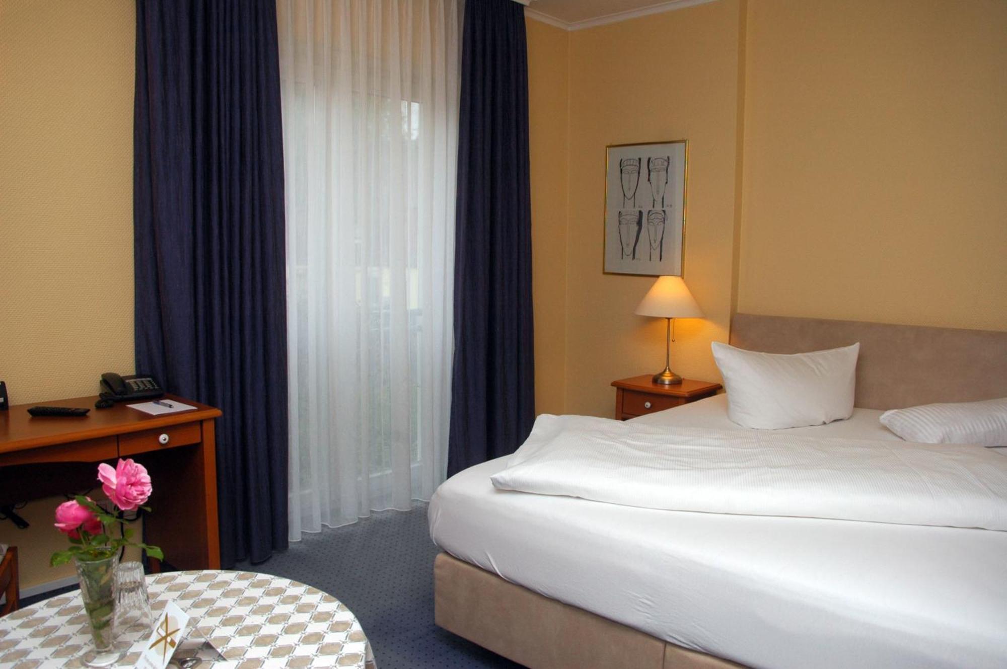 Hotel Lindemann Bad Nauheim Room photo