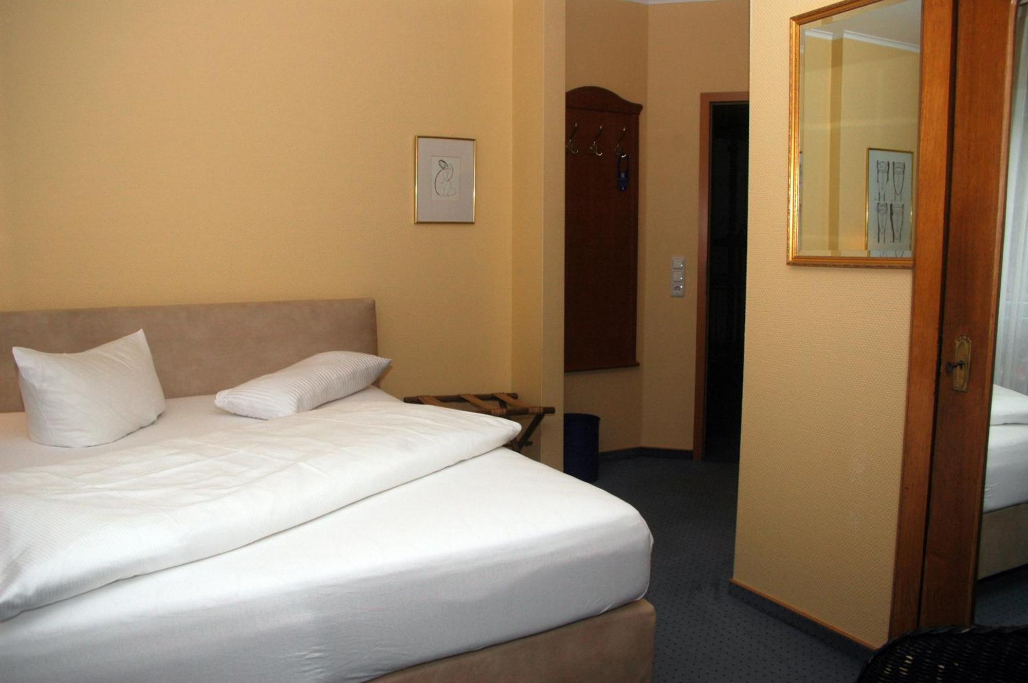 Hotel Lindemann Bad Nauheim Room photo
